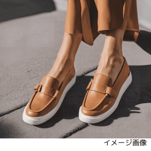 ローファースニーカー